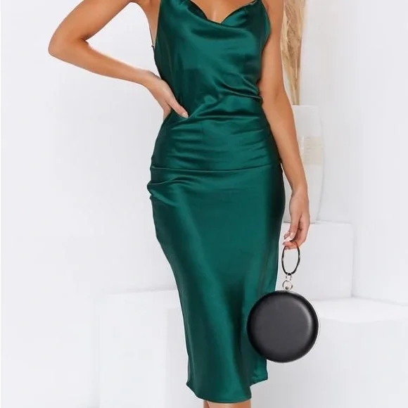 slim fit dress slacks Mother of The Bride Emerald Green Dresses Beaded Cape-Sleeve Jewel Neck Chiffon Maxi Mother of The Bride Dresses main image 0